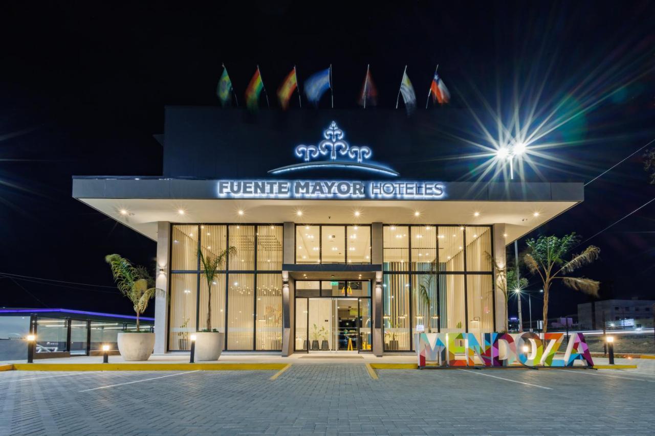 Fuente Mayor Hotel Terminal เมนโดซา ภายนอก รูปภาพ