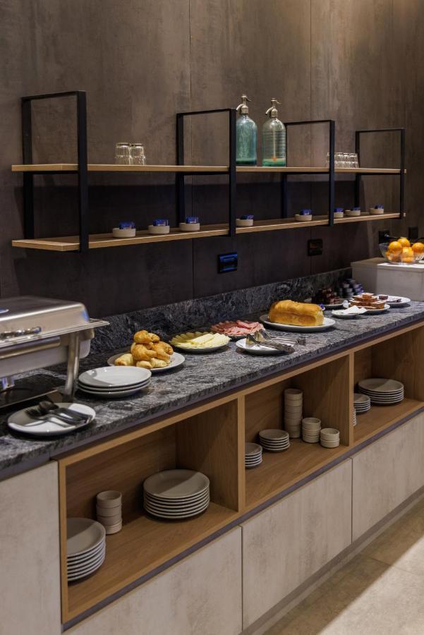 Fuente Mayor Hotel Terminal เมนโดซา ภายนอก รูปภาพ